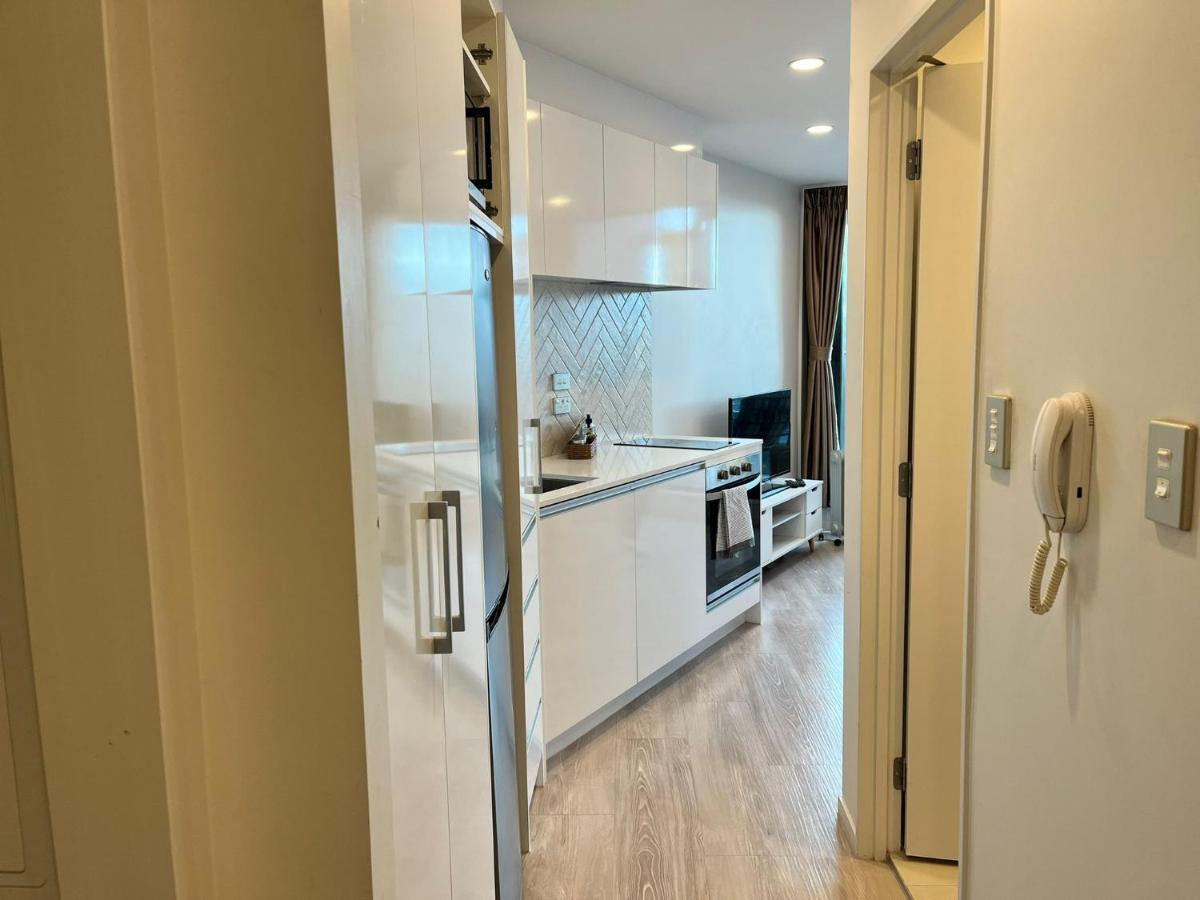 Free Wifi!! Spacious 1-Bedroom Apt, Auckland Cbd Extérieur photo