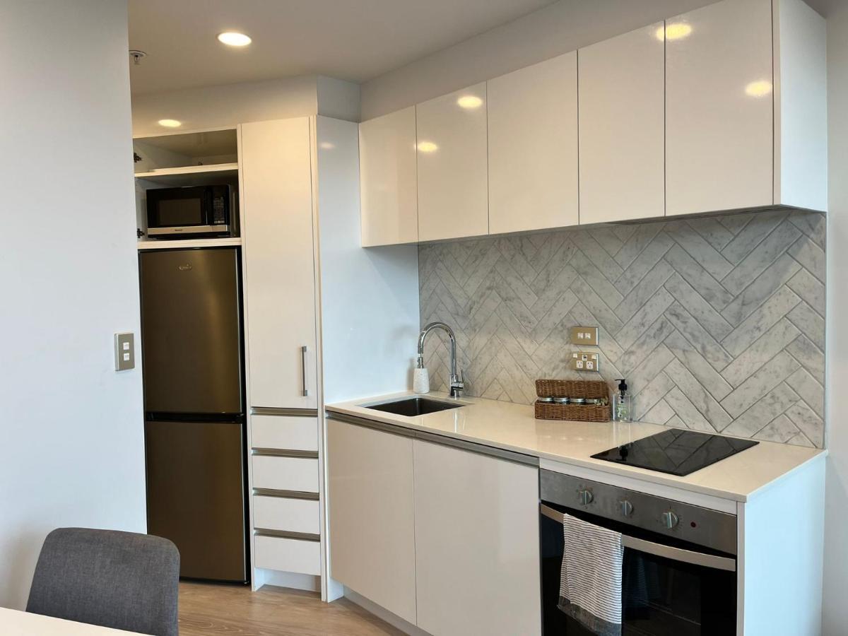 Free Wifi!! Spacious 1-Bedroom Apt, Auckland Cbd Extérieur photo